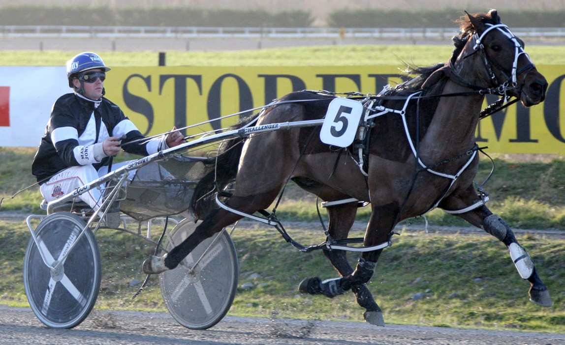 Jellignite and Regan Todd bring up win No. 50 for the Overport Lodge team at Rangiora on Saturday, July 16. Jell_action